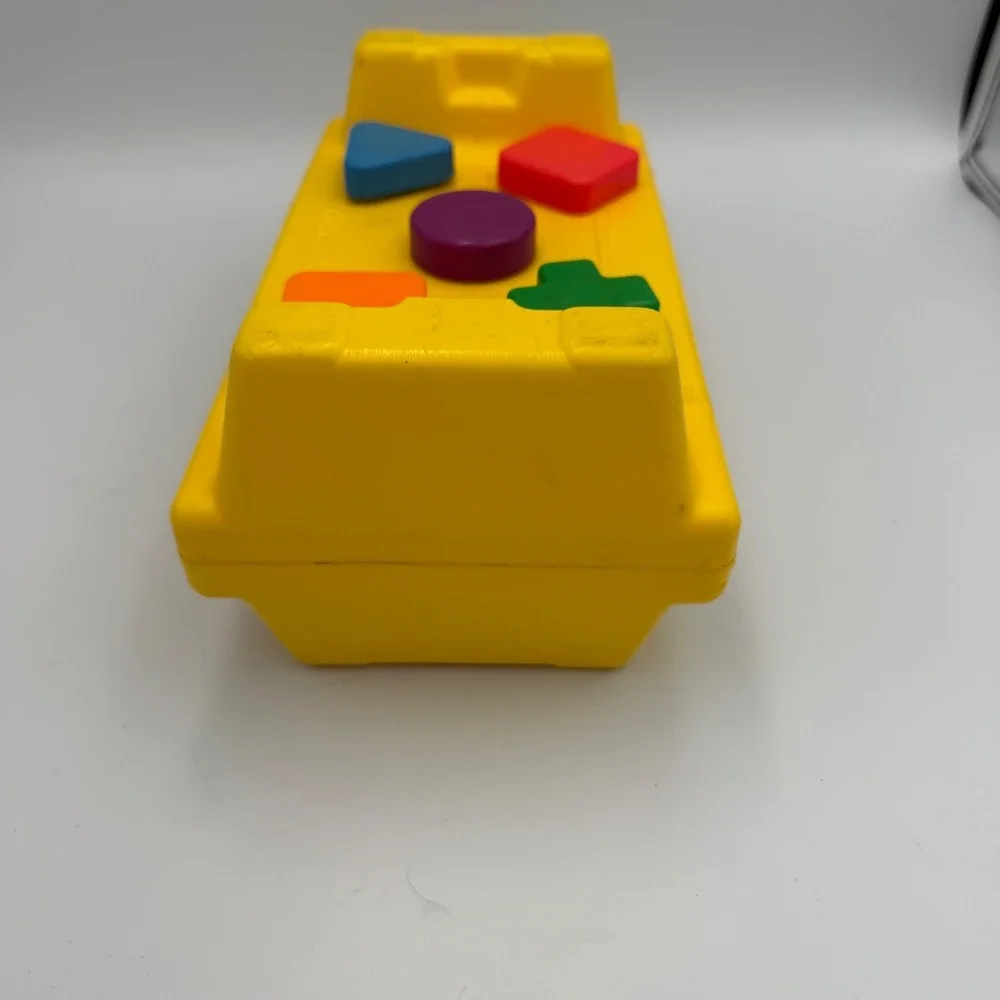 Vintage 1986 Fisher-Price Pound-A-Ball Shape Pounding Bench 2038 with Hammer